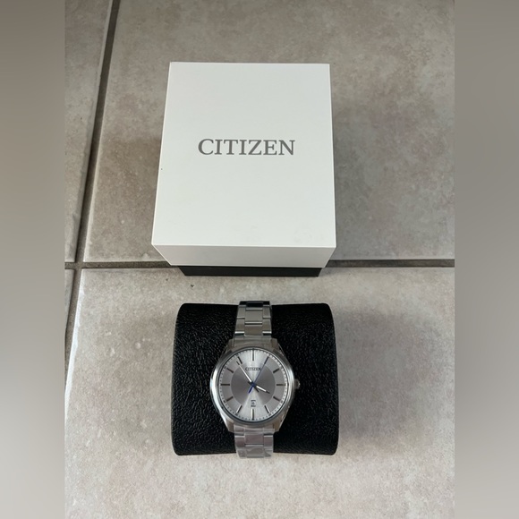 Citizen stainless steel Watch - Picture 2 of 6